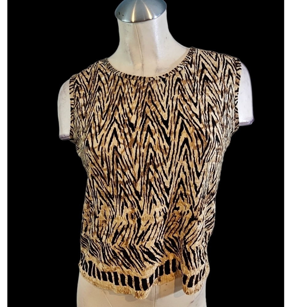 3/$25 Pleat Pleat Size PS Tan Black Sleeveless Top